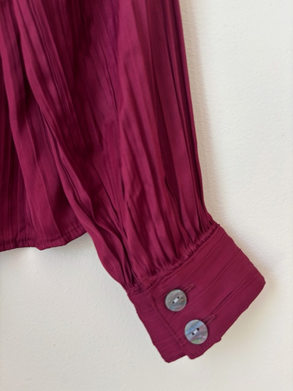 Anthropologie Burgundy Pleated Relaxed Shimmer Blouse Small Office Chic NEW NWT - Picture 5 of 8